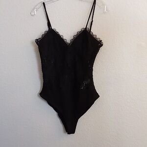 NEW FOREVER 21 Women Size L Black Color Sexy Feminine Party Festival B19